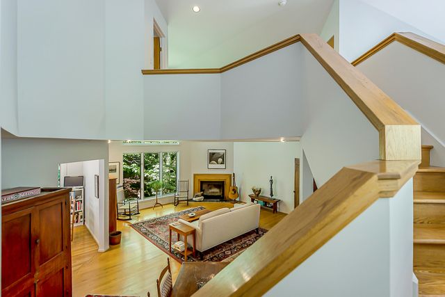 555 Glendale Circle, Ann Arbor, MI 48103