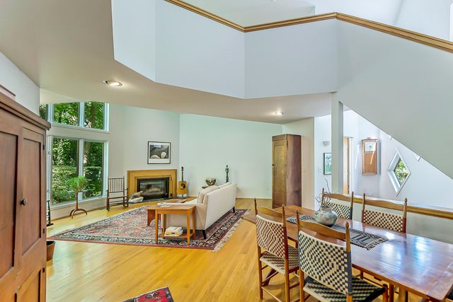 555 Glendale Circle, Ann Arbor, MI 48103