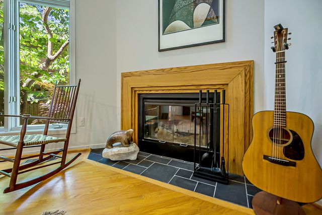 555 Glendale Circle, Ann Arbor, MI 48103