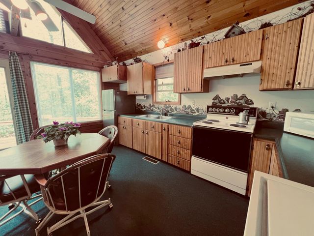 140 Danny Drive, Mountain View, AR 72560