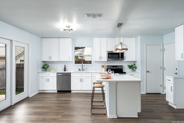 115 Booker Palm, San Antonio, TX 78239