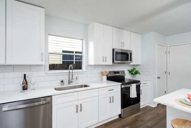 115 Booker Palm, San Antonio, TX 78239