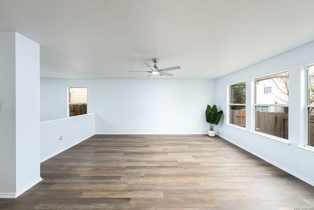 115 Booker Palm, San Antonio, TX 78239