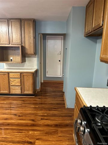 1290 Hunter Road, Brighton, MI 48114