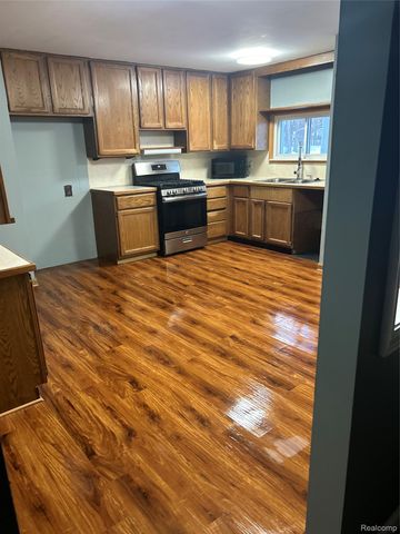 1290 Hunter Road, Brighton, MI 48114