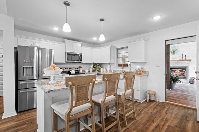 46 E Locust, Sumrall, MS 39482