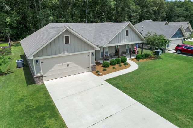 46 E Locust, Sumrall, MS 39482