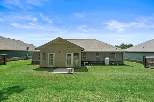 46 E Locust, Sumrall, MS 39482