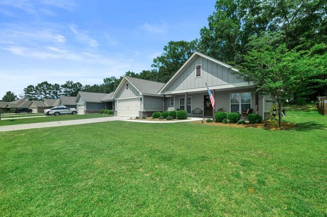 46 E Locust, Sumrall, MS 39482