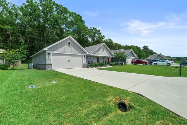 46 E Locust, Sumrall, MS 39482