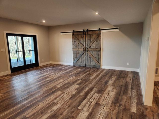 53 Cross Highway, Westport, CT 06880