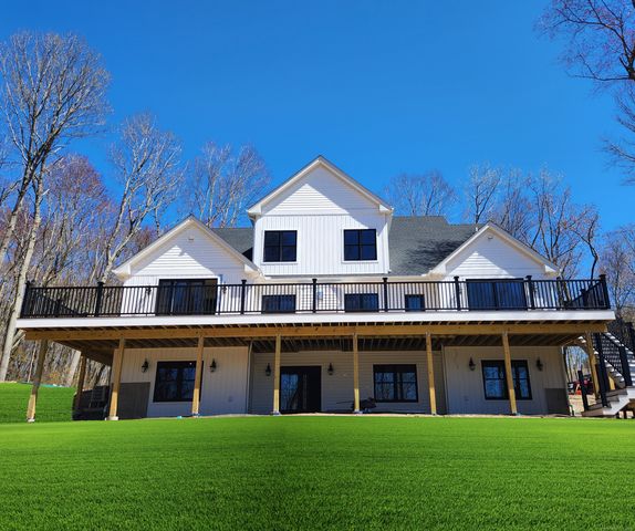 53 Cross Highway, Westport, CT 06880