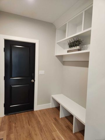 53 Cross Highway, Westport, CT 06880