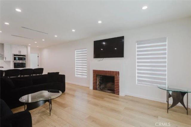 8119 Shadyglade Avenue, North Hollywood, CA 91605