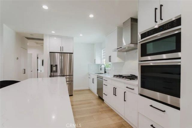 8119 Shadyglade Avenue, North Hollywood, CA 91605