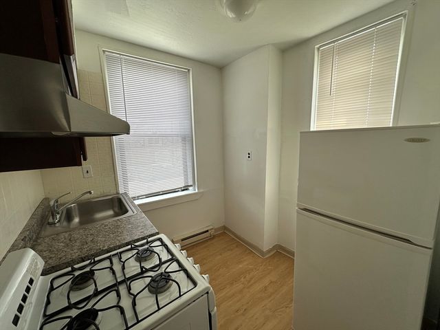 410 Market St B, Boston, MA 02135