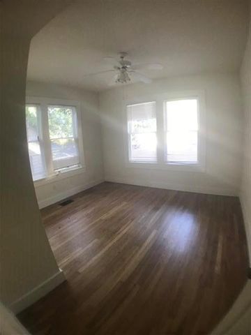 2710 Whitis Ave B, Austin, TX 78705