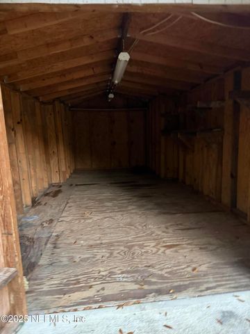 108 HUGH Avenue, Interlachen, FL 32148