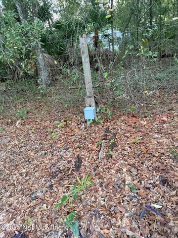 108 HUGH Avenue, Interlachen, FL 32148