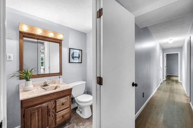 2140 Palmer Rd, Palmer, MA 01080