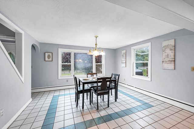 2140 Palmer Rd, Palmer, MA 01080