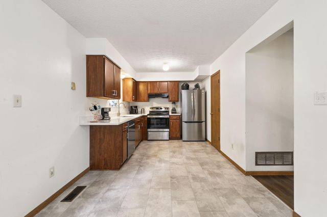 3697 Heatherglen Drive, Columbus, OH 43221