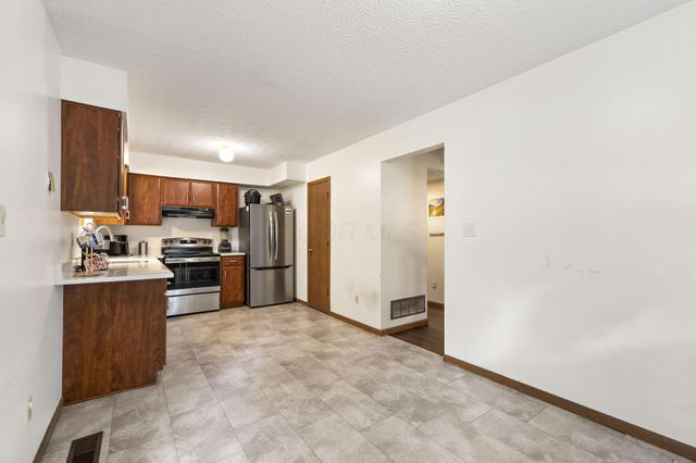 3697 Heatherglen Drive, Columbus, OH 43221