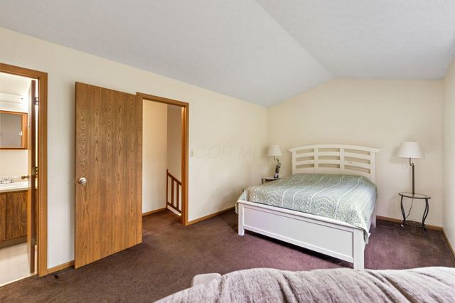 3697 Heatherglen Drive, Columbus, OH 43221