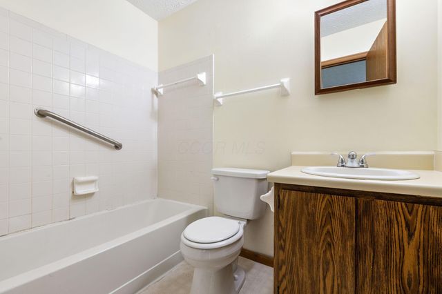 3697 Heatherglen Drive, Columbus, OH 43221