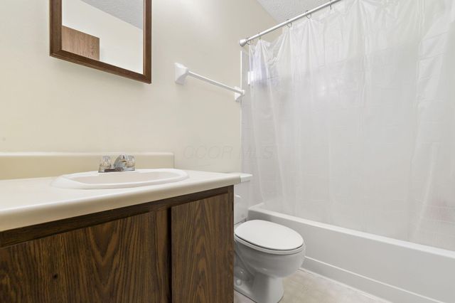 3697 Heatherglen Drive, Columbus, OH 43221