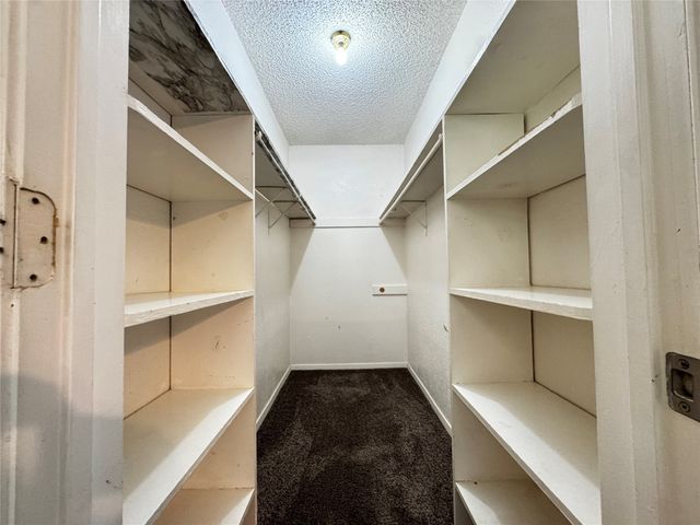 1050 35th Street NE, Paris, TX 75462