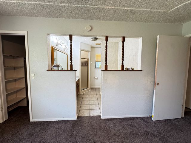 1050 35th Street NE, Paris, TX 75462
