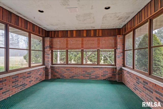 208 Othelle Street, Taylorville, IL 62568