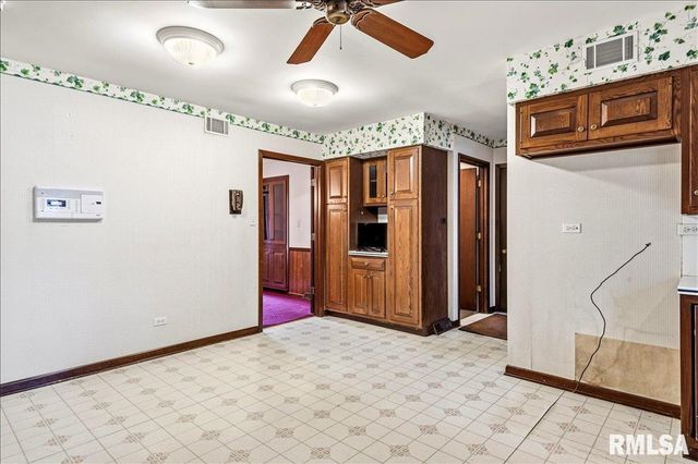 208 Othelle Street, Taylorville, IL 62568