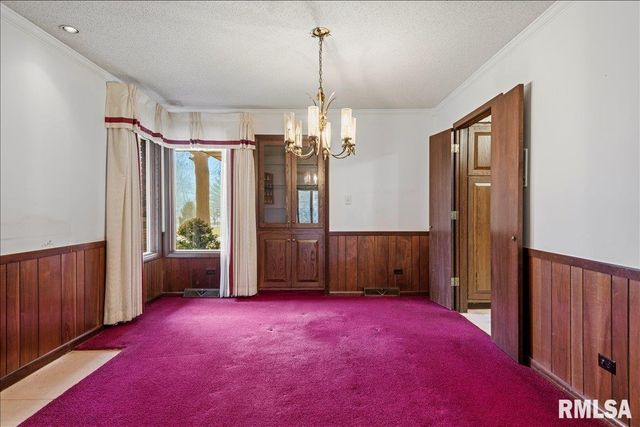 208 Othelle Street, Taylorville, IL 62568