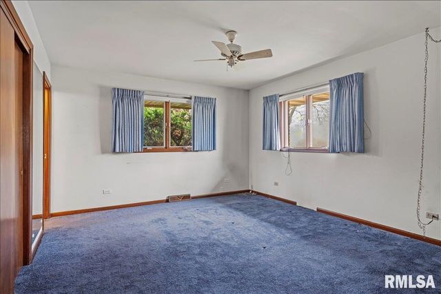 208 Othelle Street, Taylorville, IL 62568