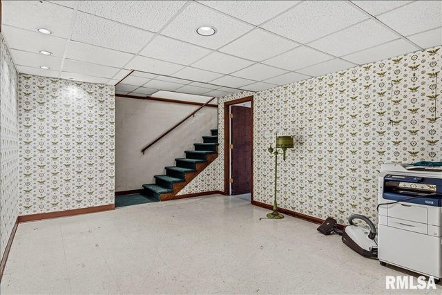 208 Othelle Street, Taylorville, IL 62568