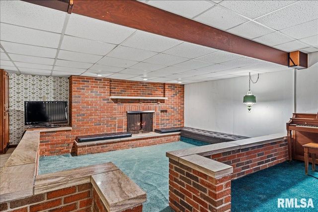 208 Othelle Street, Taylorville, IL 62568