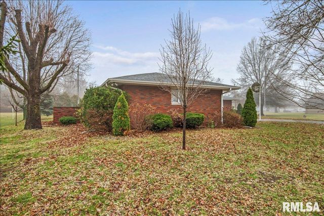 208 Othelle Street, Taylorville, IL 62568