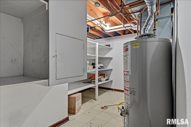 208 Othelle Street, Taylorville, IL 62568