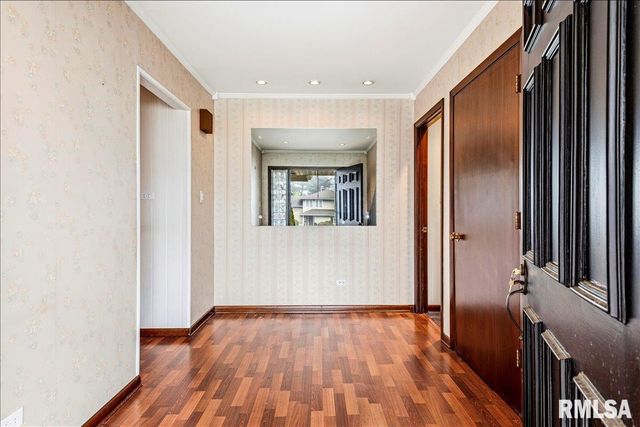 208 Othelle Street, Taylorville, IL 62568