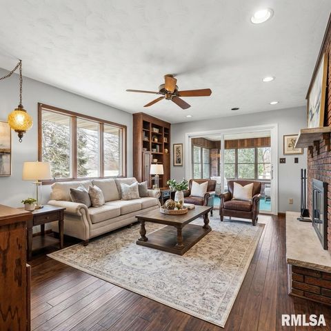 208 Othelle Street, Taylorville, IL 62568