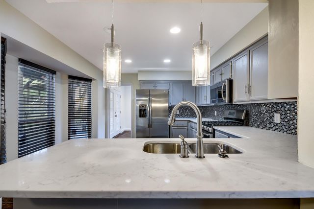 2603 Creek Bend CIR, Round Rock, TX 78681