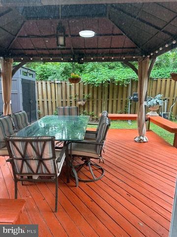 14709 BENTLEY SQ, Centreville, VA 20120