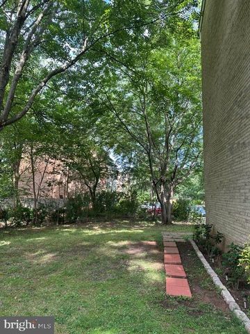 14709 BENTLEY SQ, Centreville, VA 20120