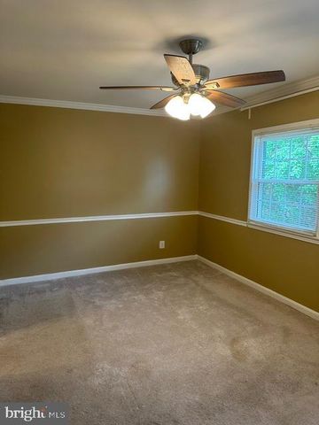 14709 BENTLEY SQ, Centreville, VA 20120