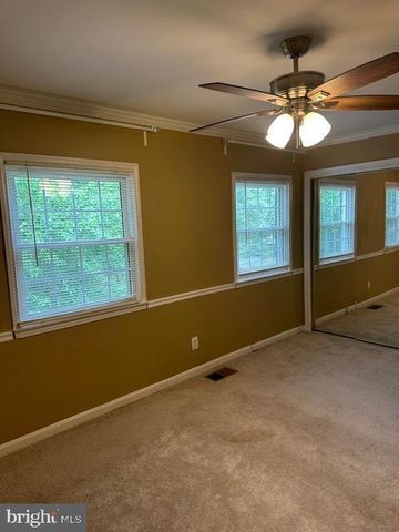 14709 BENTLEY SQ, Centreville, VA 20120