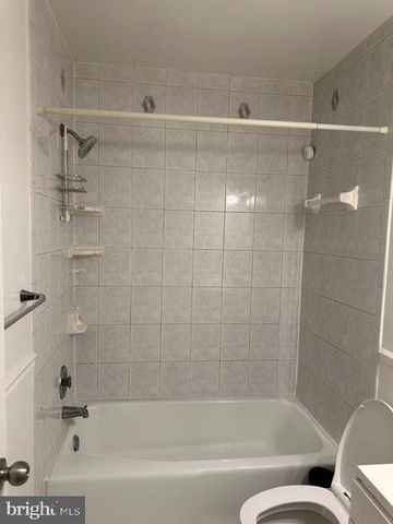 14709 BENTLEY SQ, Centreville, VA 20120