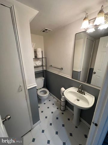 14709 BENTLEY SQ, Centreville, VA 20120