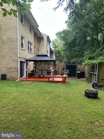 14709 BENTLEY SQ, Centreville, VA 20120